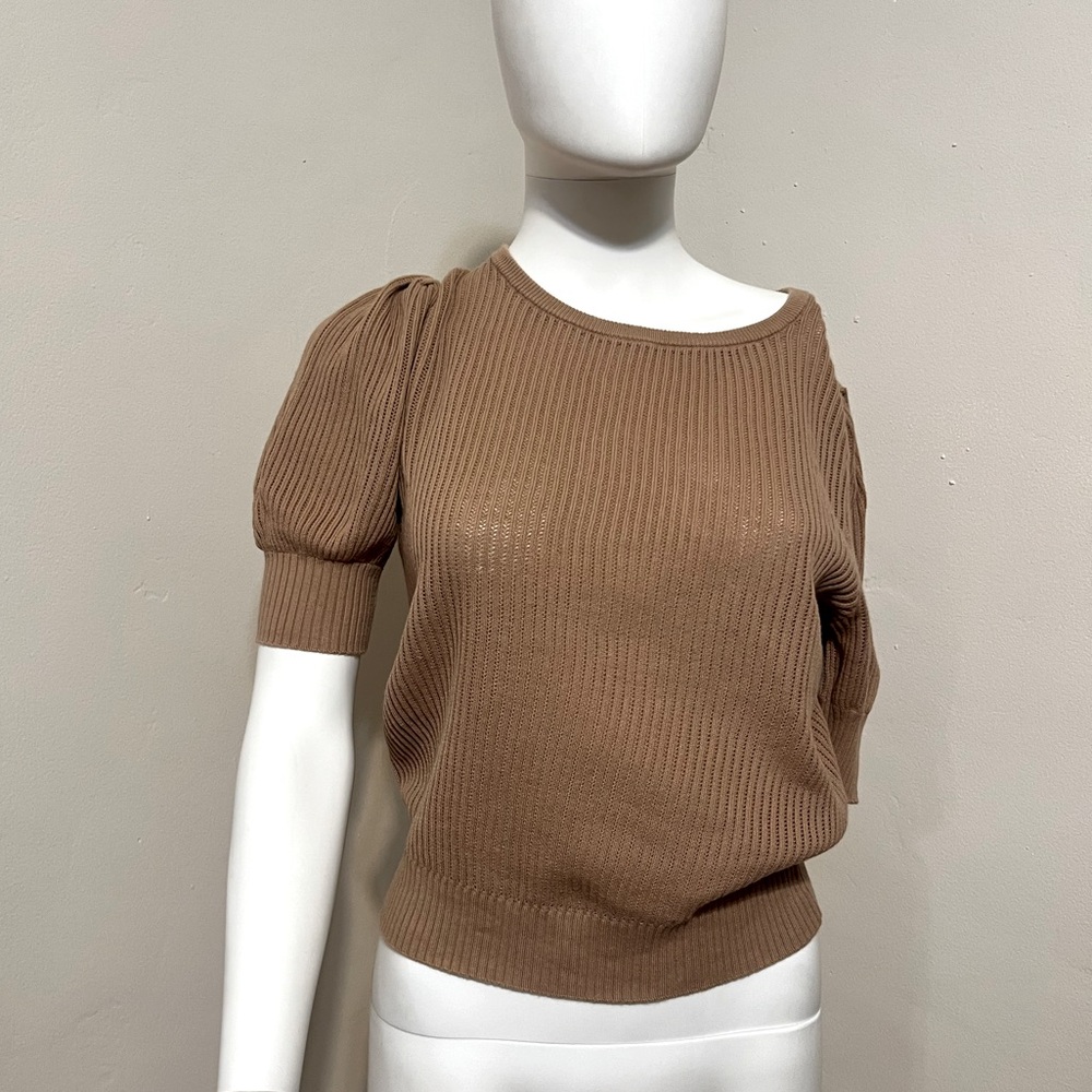 Express short puff sleeve blouse